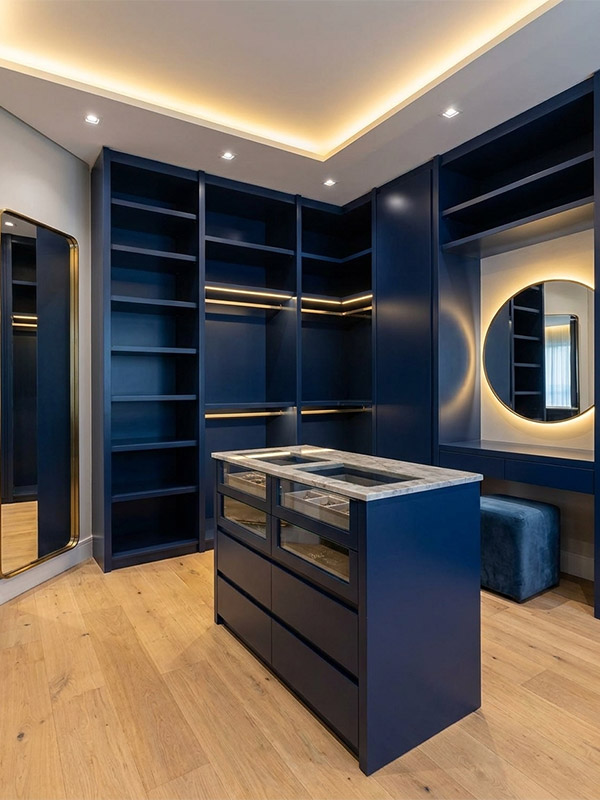 Closet-10