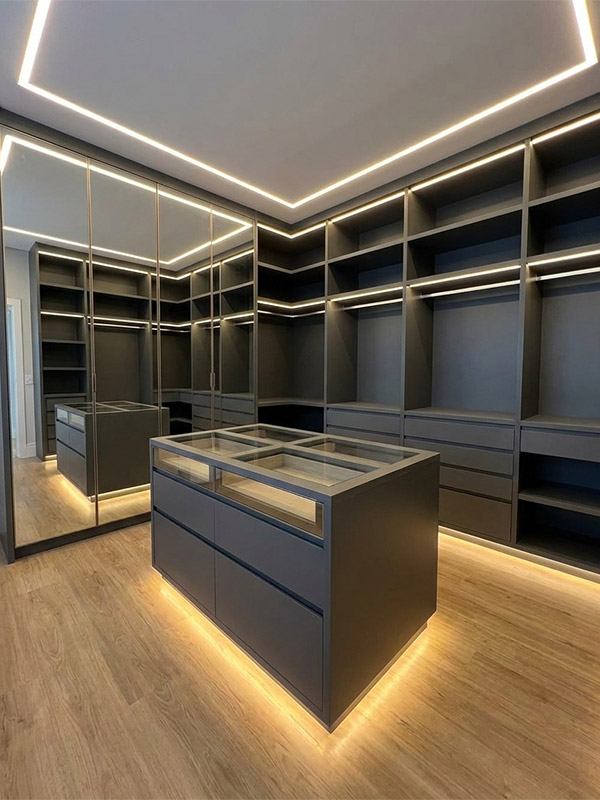 Closet-5